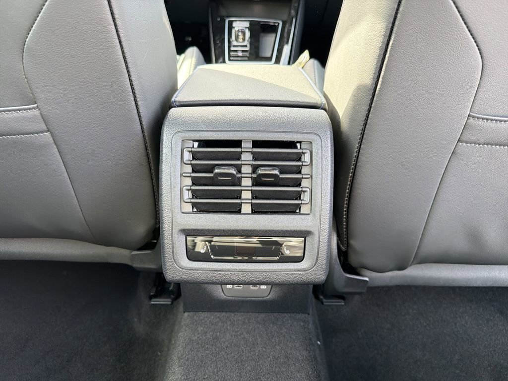 New 2026 Volkswagen Golf image 22