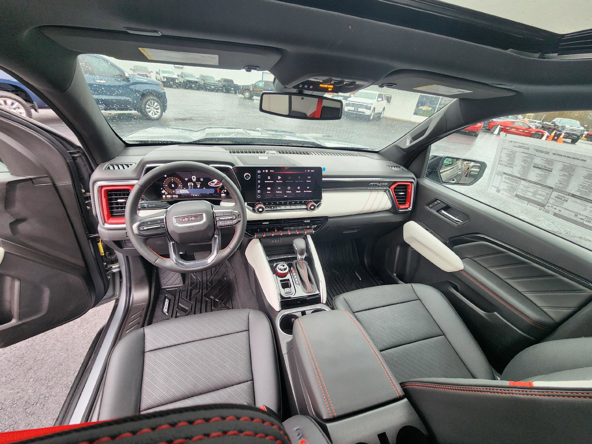 Used 2025 GMC Canyon AT4 w/ AT4X Package AWD/4WD image 12