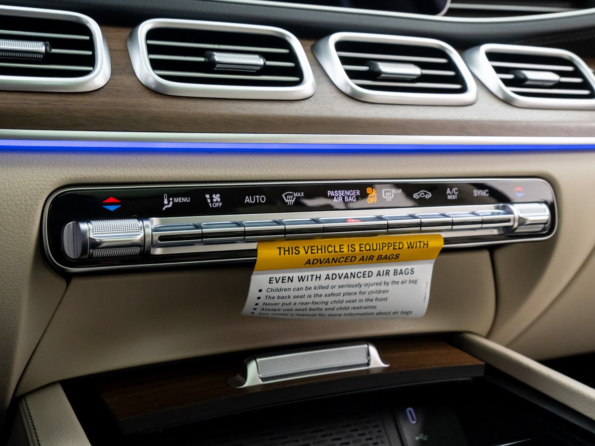 New 2026 Mercedes-Benz GLS 450 4MATIC image 30
