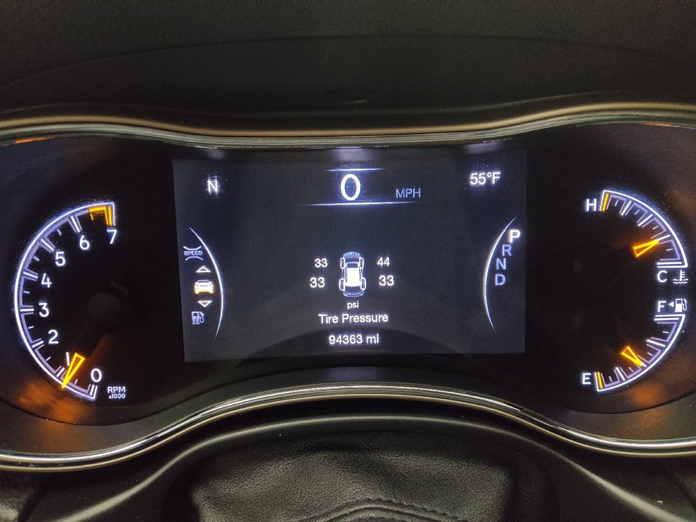 Used 2016 Jeep Grand Cherokee Laredo w/ Quick Order Package 23E image 23