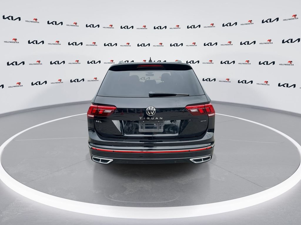 Used 2022 Volkswagen Tiguan SEL R-Line AWD/4WD image 7