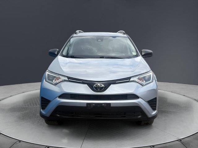 Used 2018 Toyota RAV4 LE w/ All Weather Liner Package AWD/4WD image 8