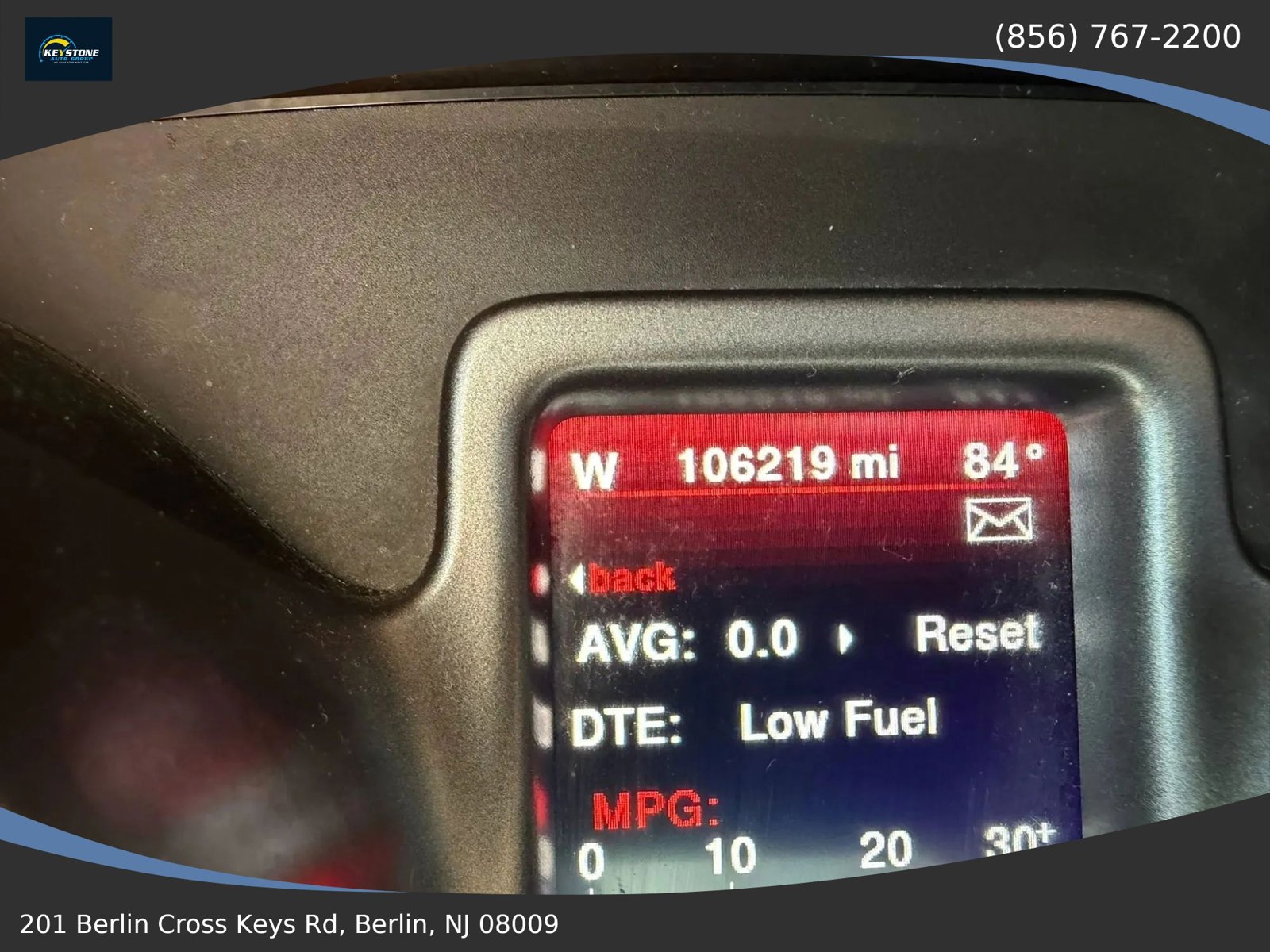 Used 2018 Dodge Journey Crossroad w/ Nav & Sun Group FWD image 22