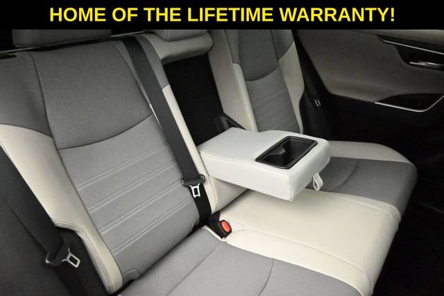 Used 2021 Toyota RAV4 Limited AWD/4WD image 37