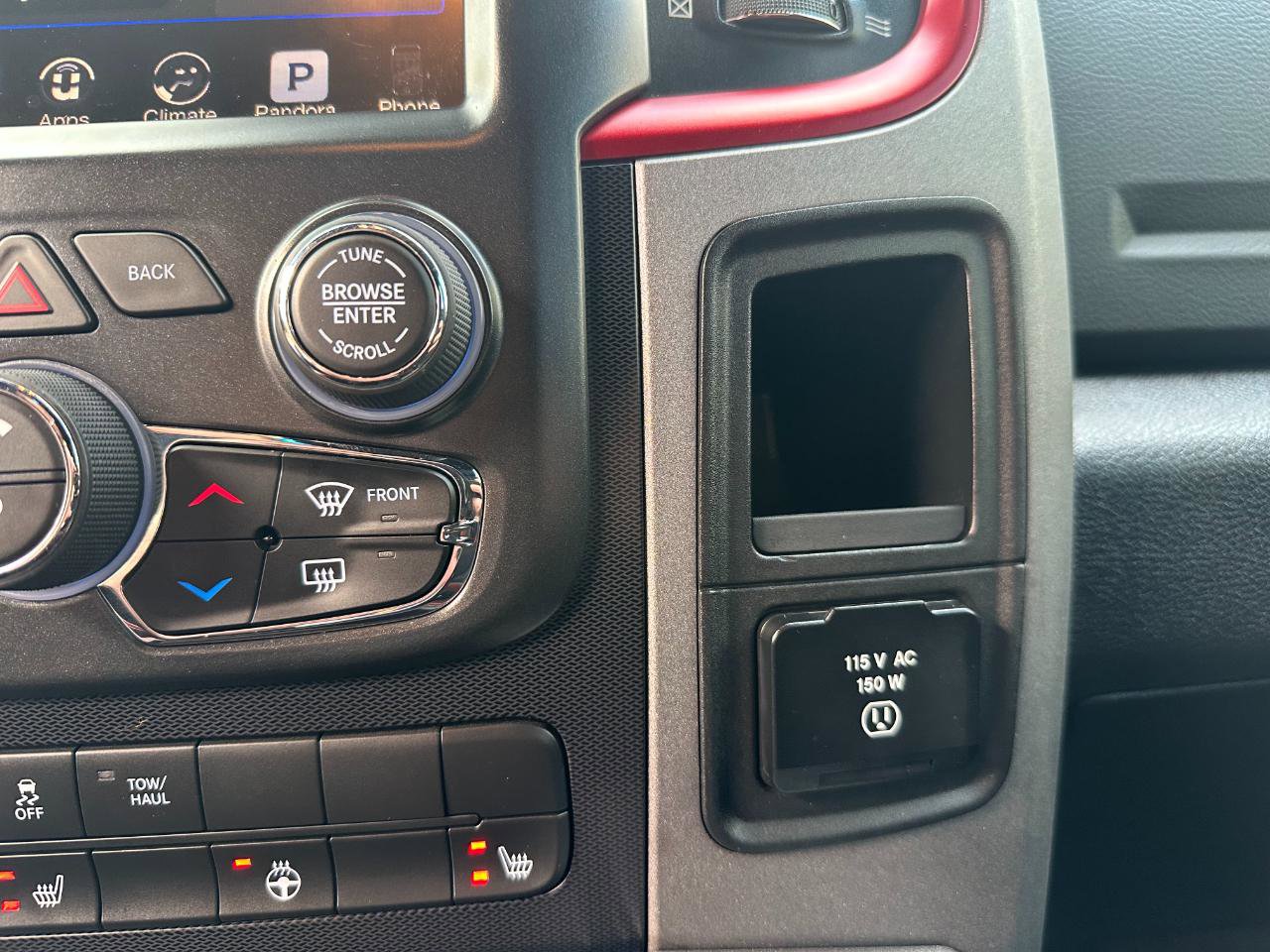 Used 2016 RAM 1500 Rebel image 44