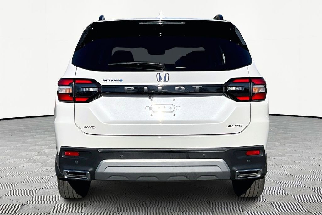 Used 2023 Honda Pilot Elite image 7