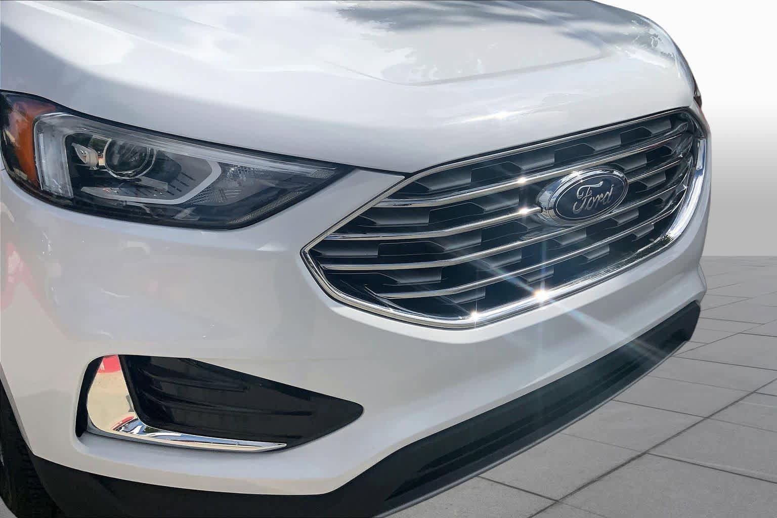 Used 2022 Ford Edge SEL AWD/4WD image 32