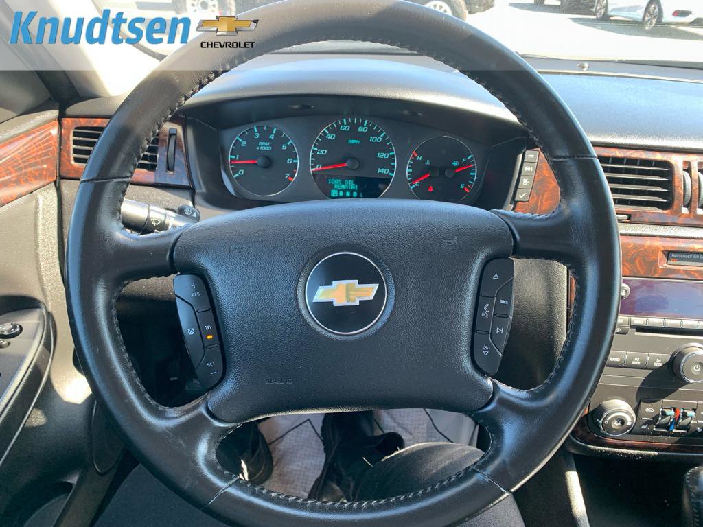 Used 2012 Chevrolet Impala LTZ image 23