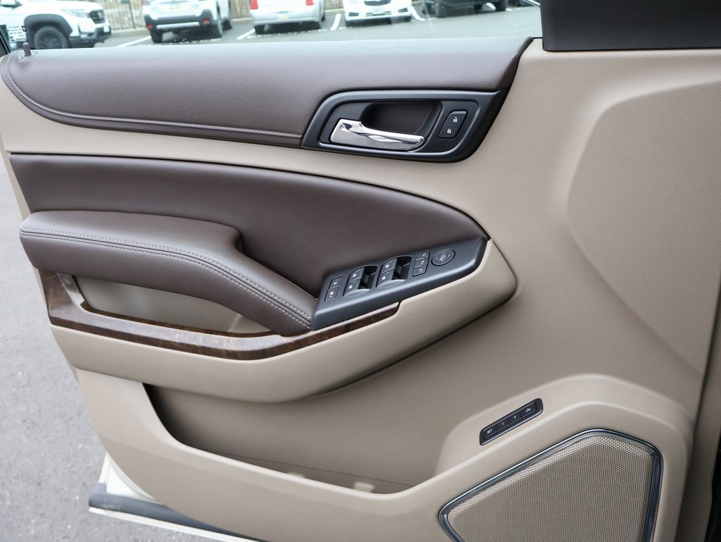 Used 2015 Chevrolet Tahoe LT w/ Luxury Package image 31