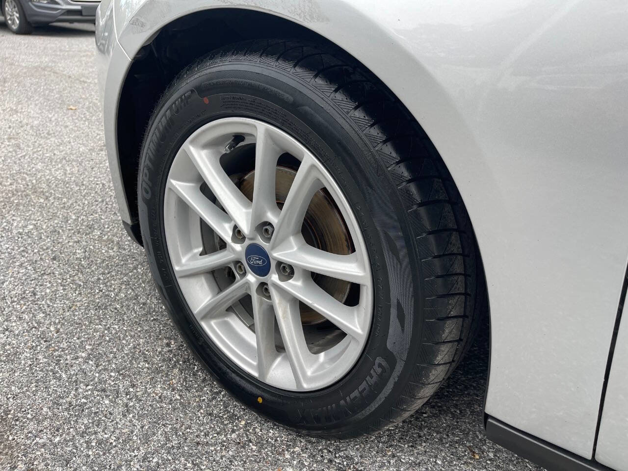 Used 2017 Ford Focus SE image 34