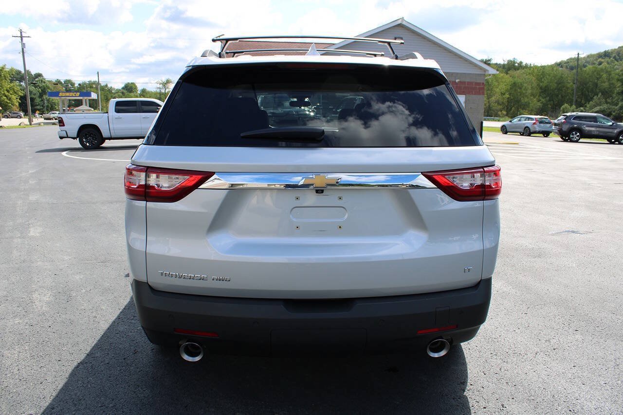 Used 2021 Chevrolet Traverse LT AWD/4WD image 4