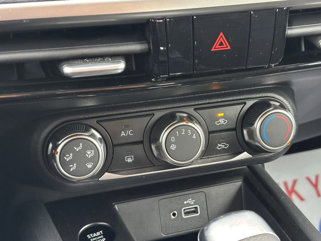 Used 2025 Nissan Kicks S image 21