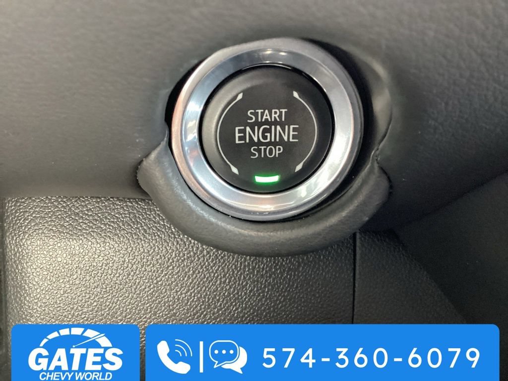 Used 2025 Chevrolet Suburban Z71 AWD/4WD image 23