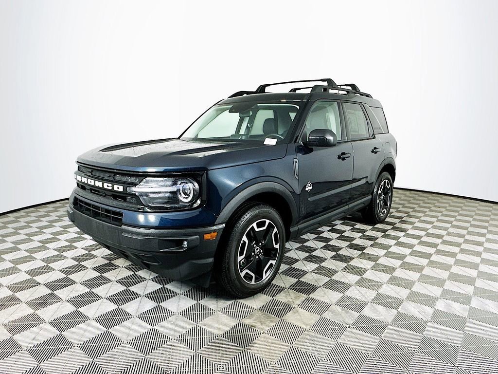 Used 2023 Ford Bronco Sport Outer Banks image 5