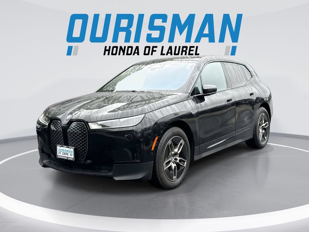 Used 2023 BMW iX xDrive50 AWD/4WD video 1