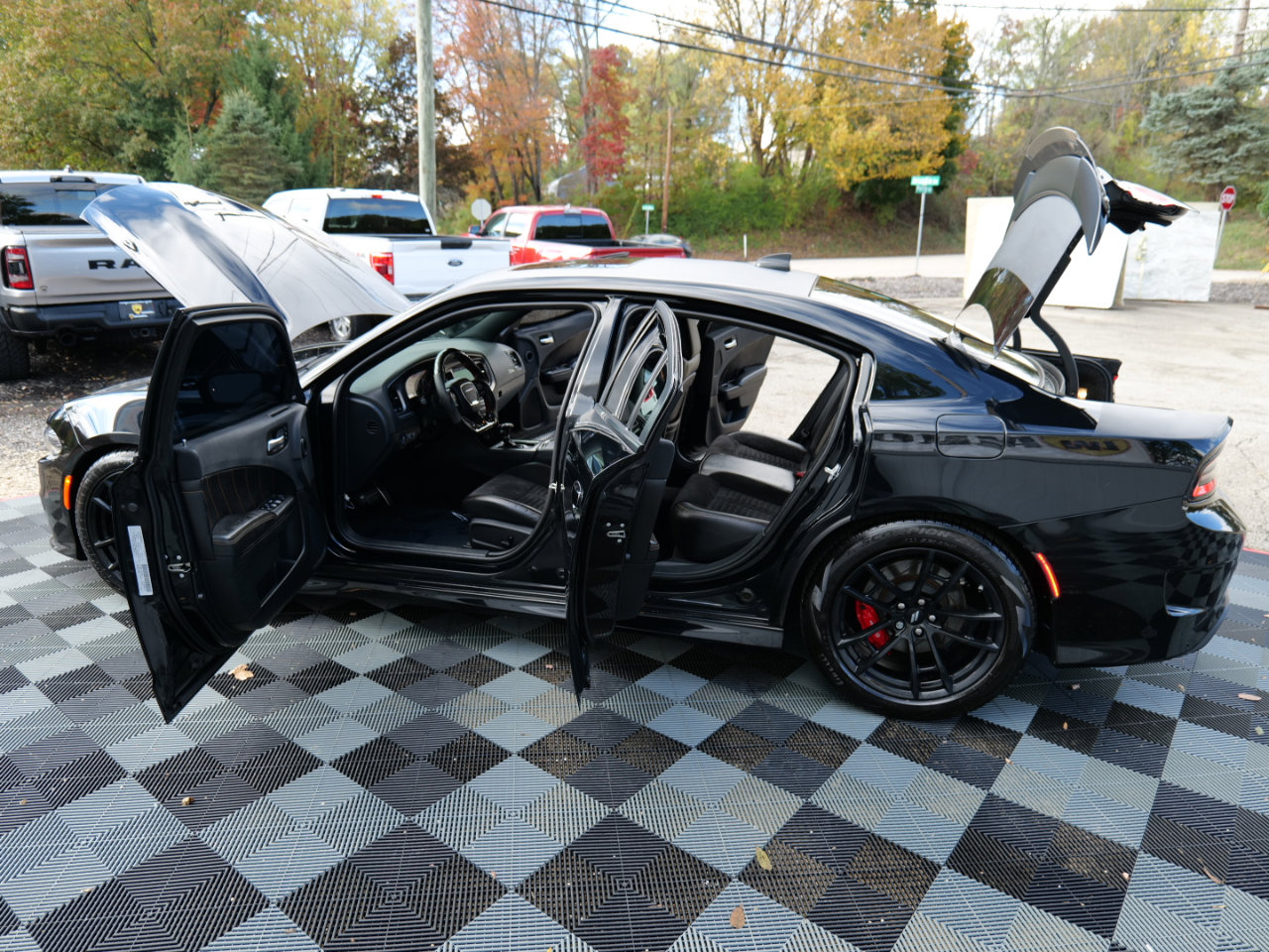 Used 2018 Dodge Charger R/T image 61