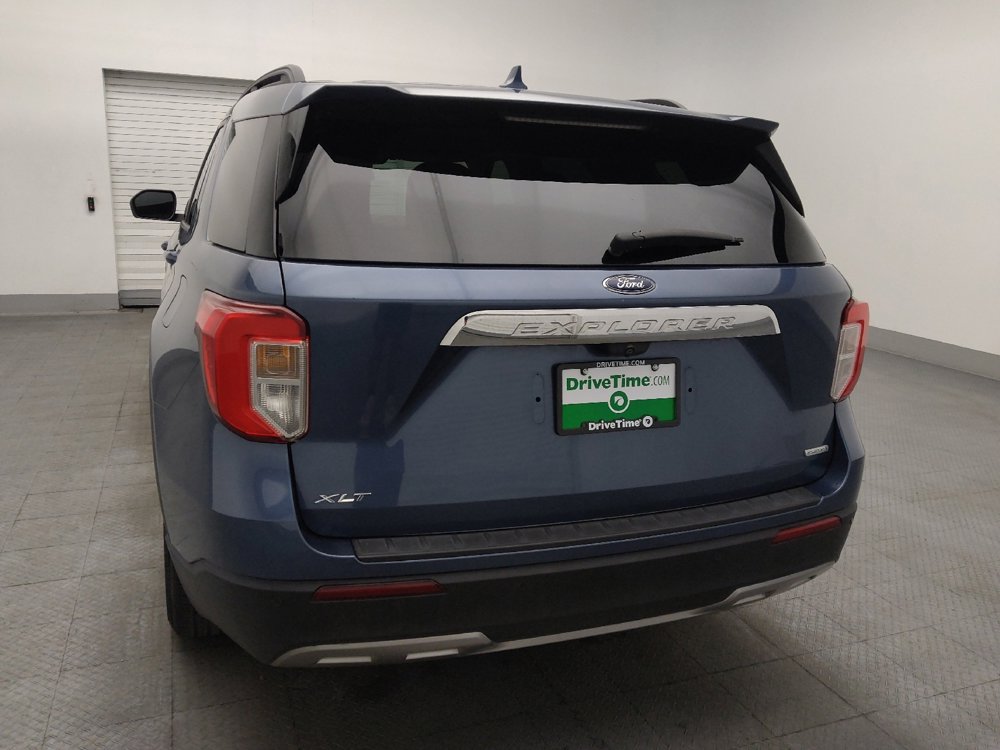 Used 2020 Ford Explorer XLT w/ Equipment Group 202A image 6