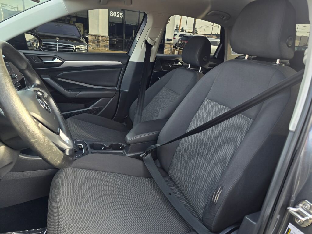 Used 2019 Volkswagen Jetta R-Line image 24