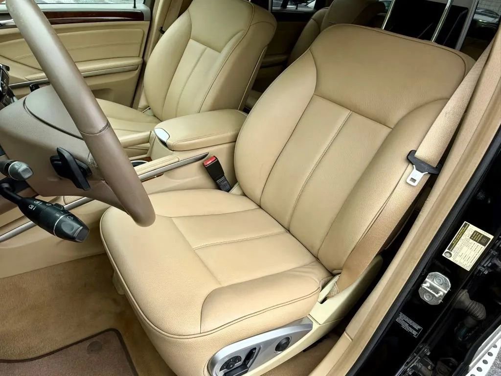 Used 2012 Mercedes-Benz GL 450 4MATIC image 12