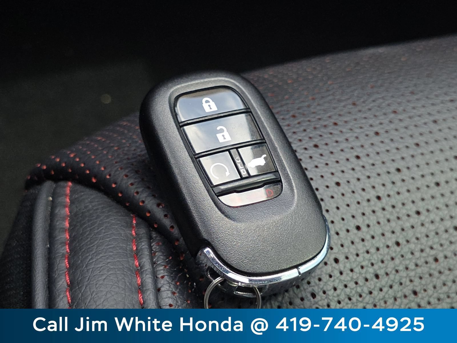 Certified 2025 Honda Pilot Black Edition image 35