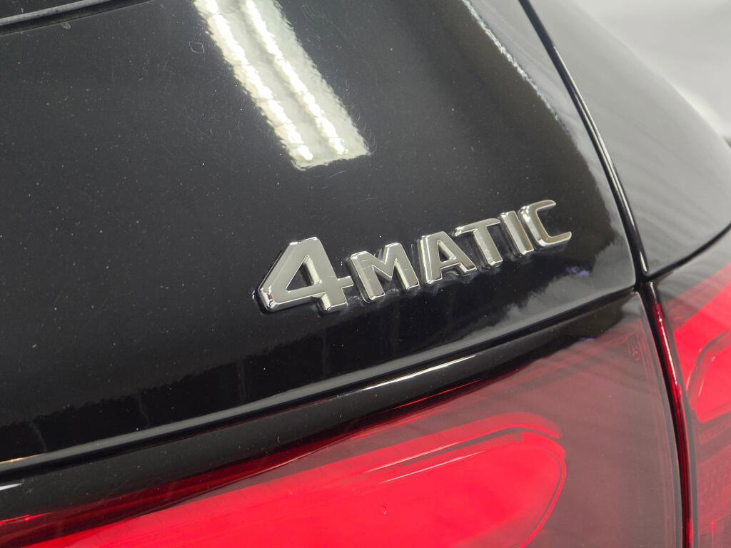 Certified 2025 Mercedes-Benz GLC 300 4MATIC image 27
