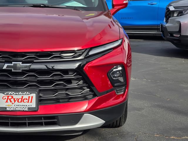 Used 2024 Chevrolet Blazer LT FWD image 3