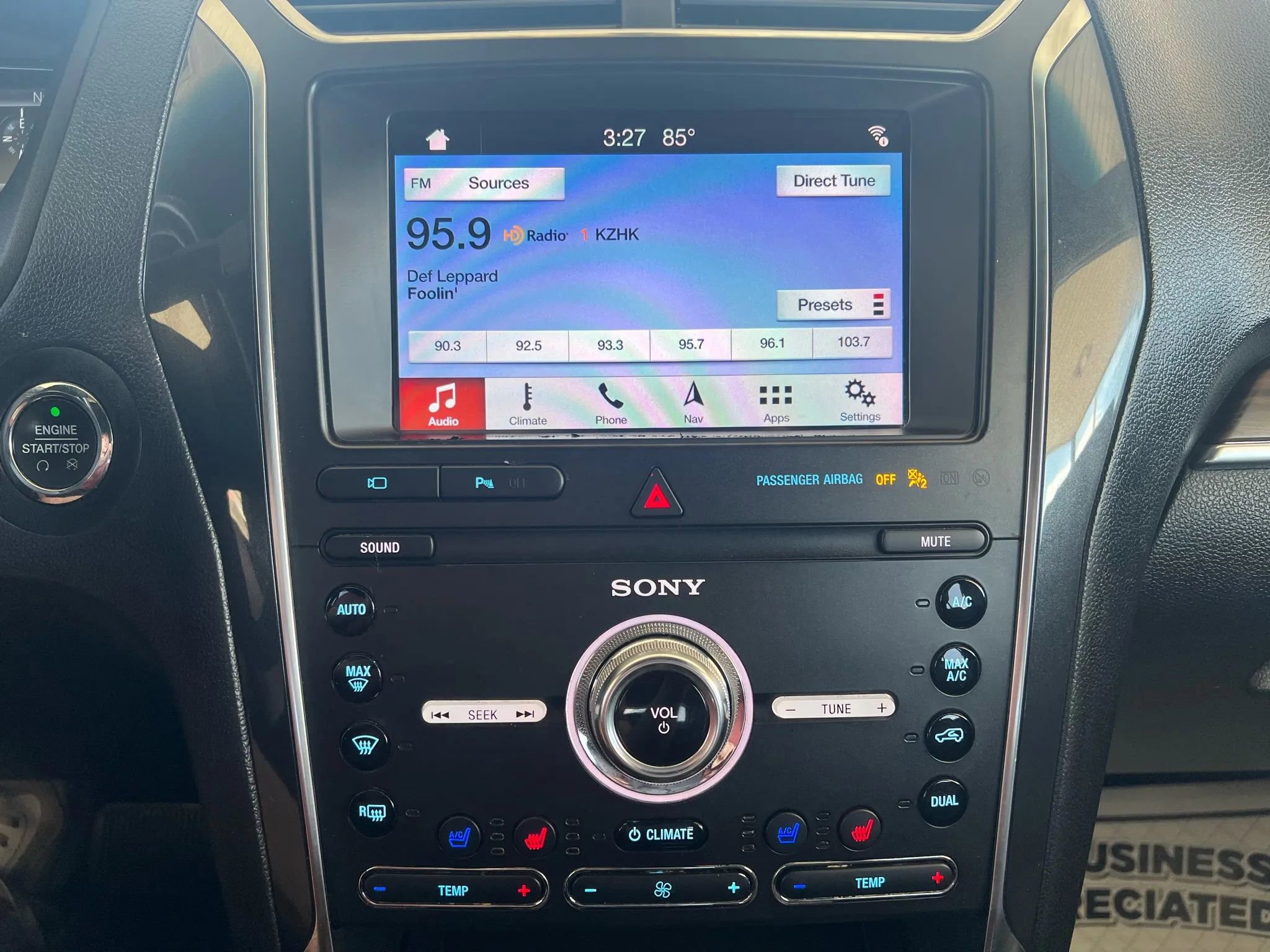Used 2019 Ford Explorer Limited image 14