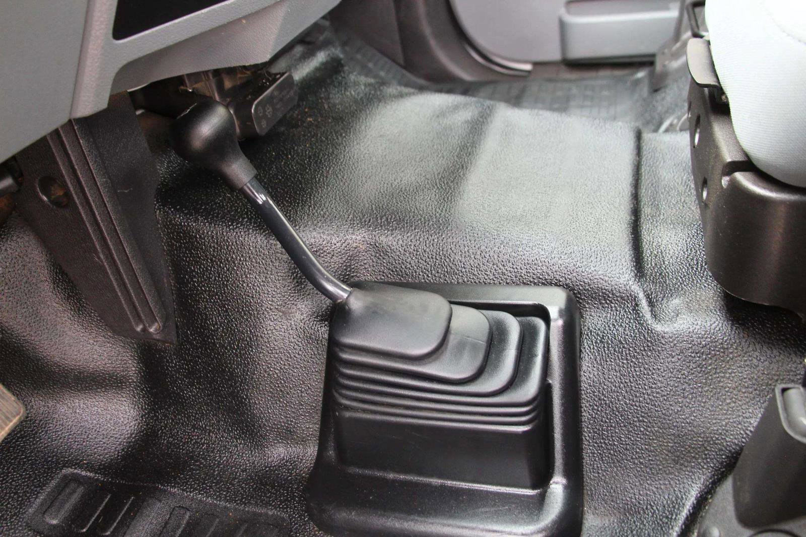 Used 2016 Ford F350 XL image 18