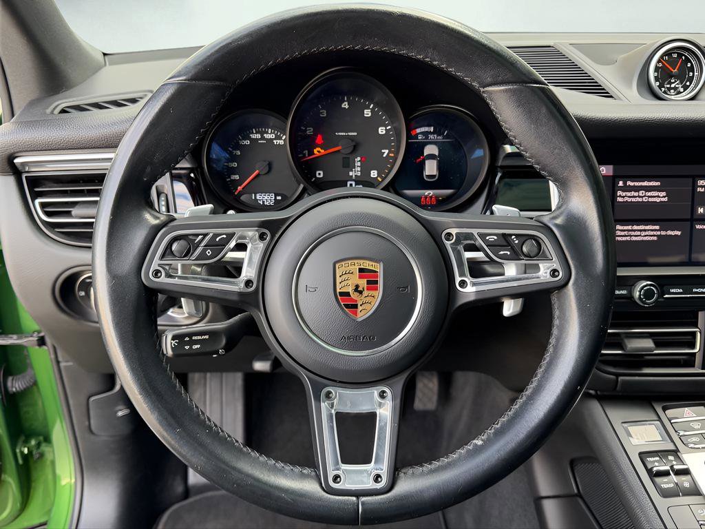 Used 2021 Porsche Macan image 36