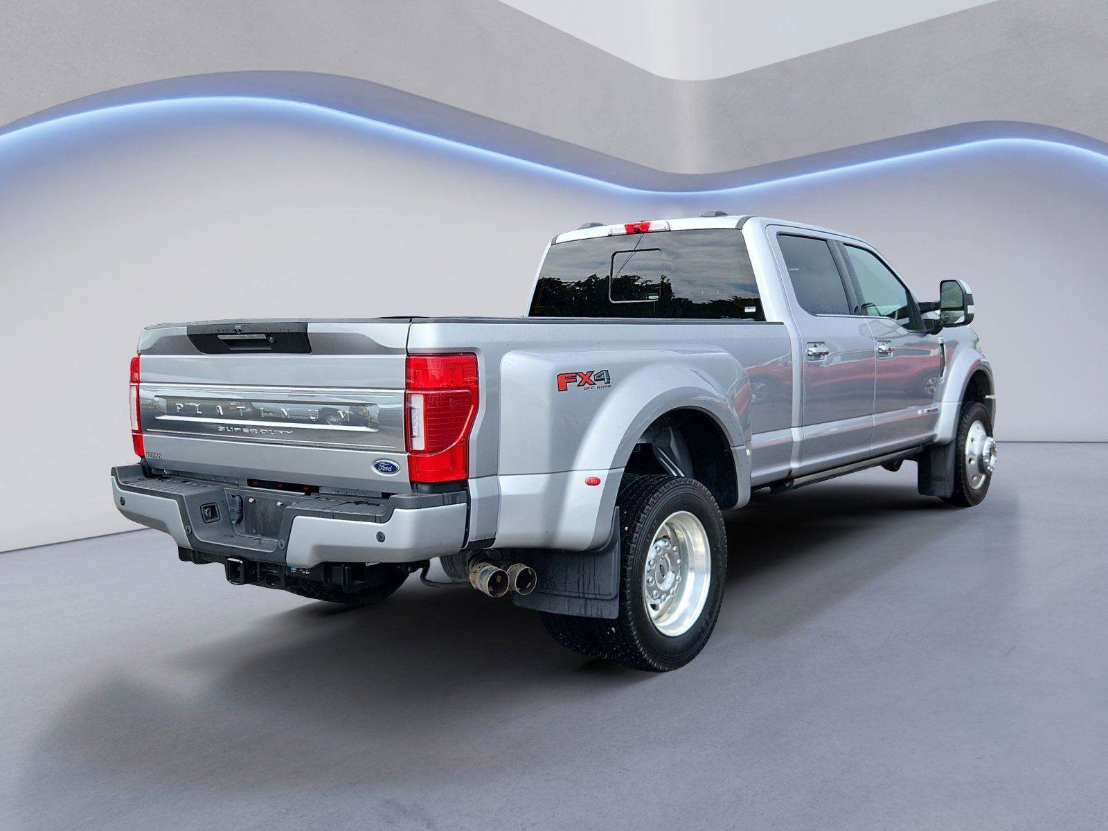 Used 2022 Ford F450 Platinum w/ FX4 Off-Road Package AWD/4WD image 3