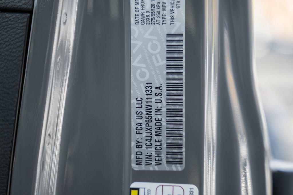 Used 2022 Jeep Wrangler Unlimited Sahara image 34