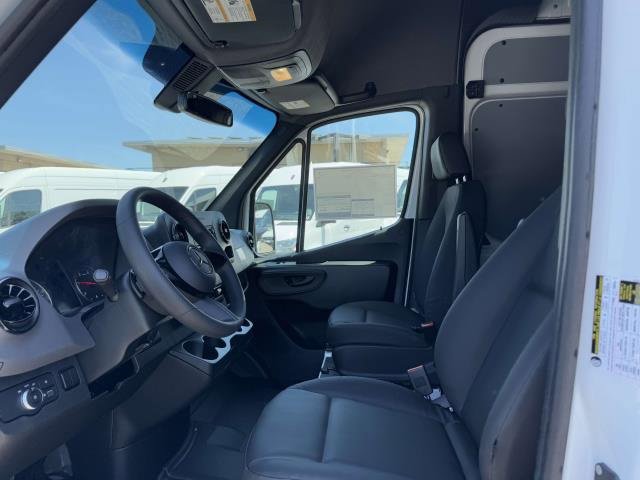New 2025 Mercedes-Benz Sprinter 2500 image 4