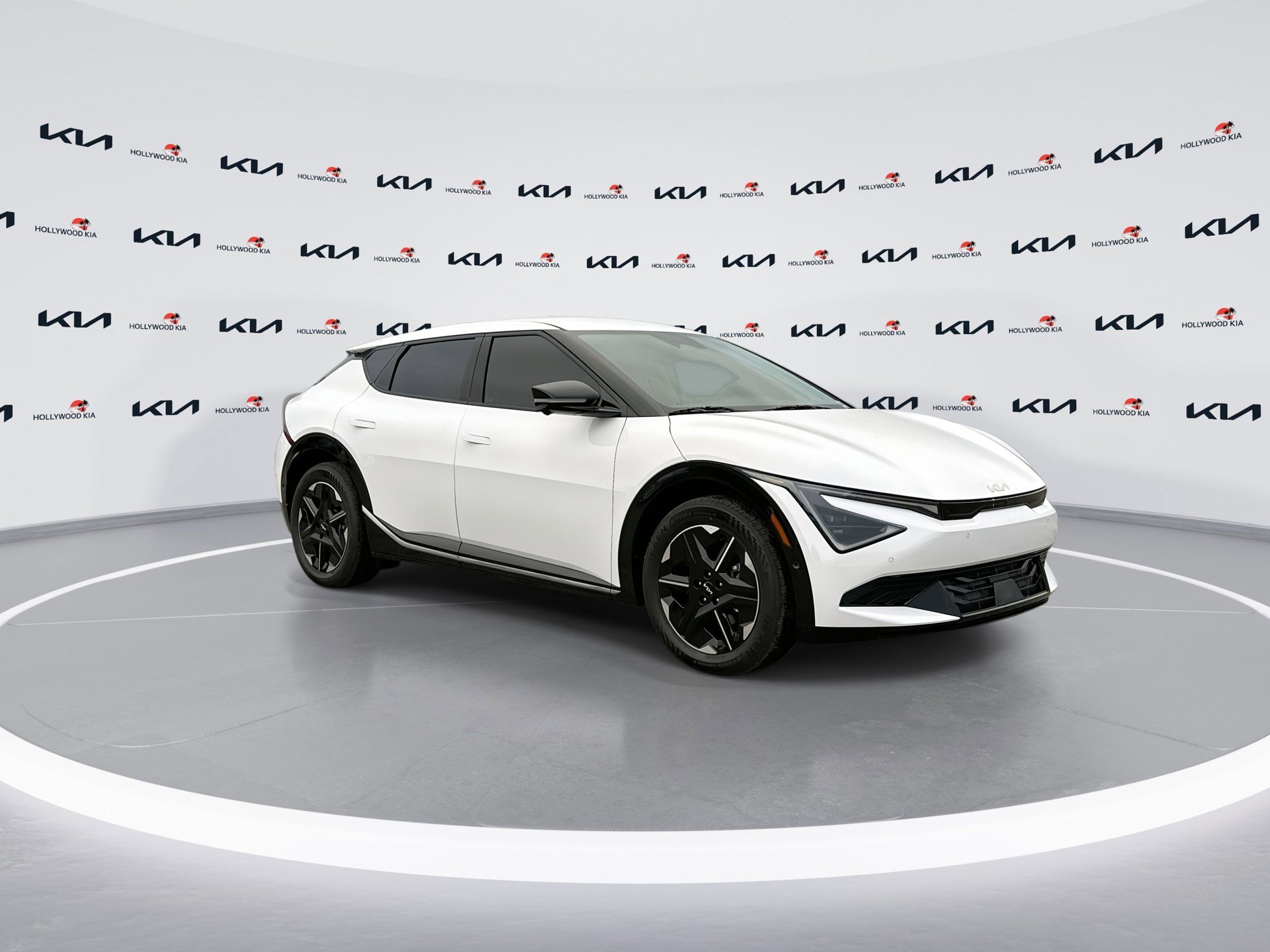 New 2025 Kia EV6 Wind image 2