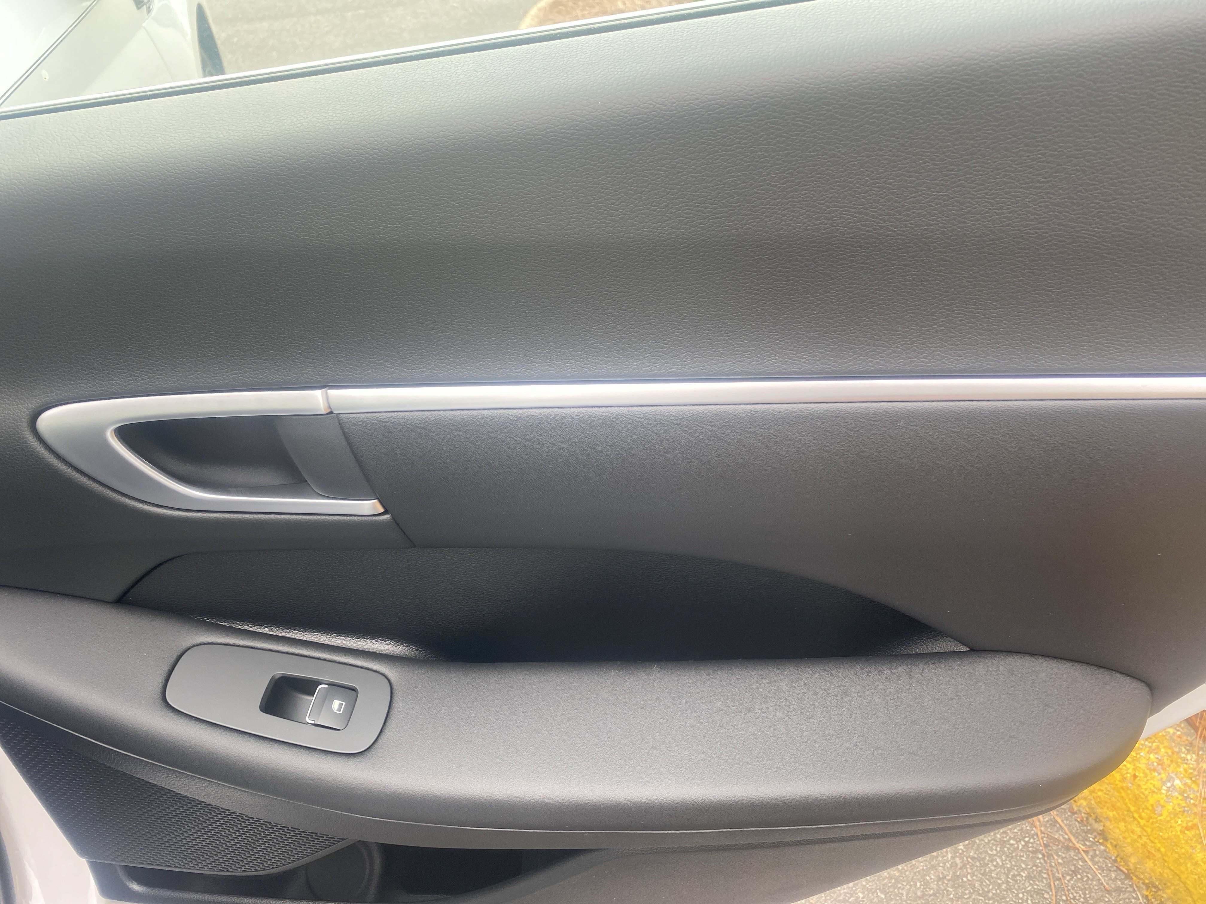 Certified 2025 Hyundai Sonata SEL FWD image 16