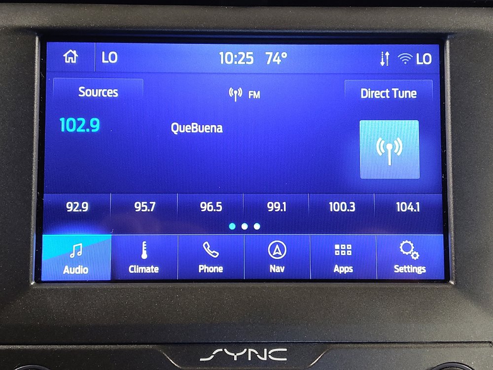 Used 2020 Ford Fusion SEL FWD image 25