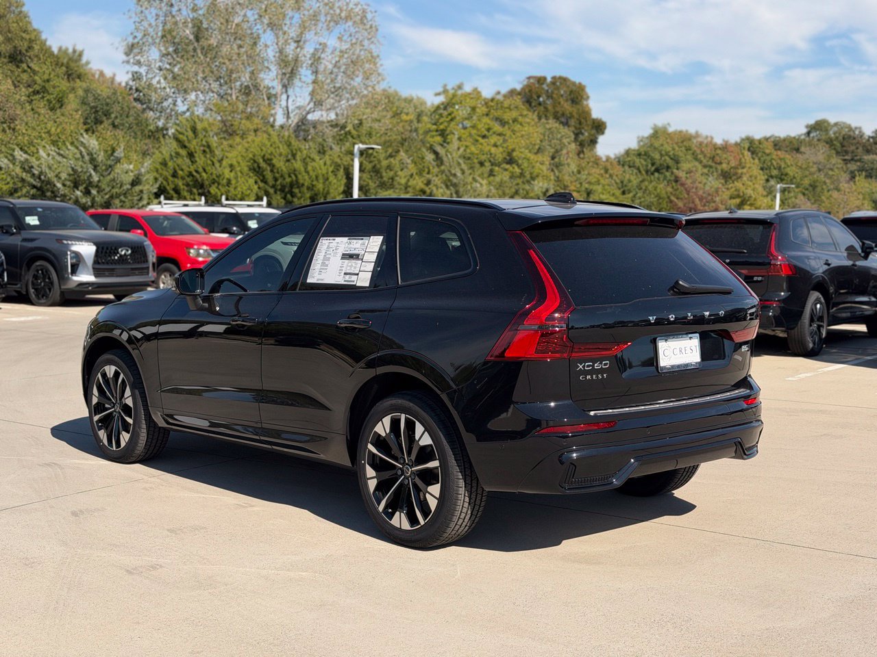 New 2027 Volvo XC60 B5 Plus AWD/4WD image 5