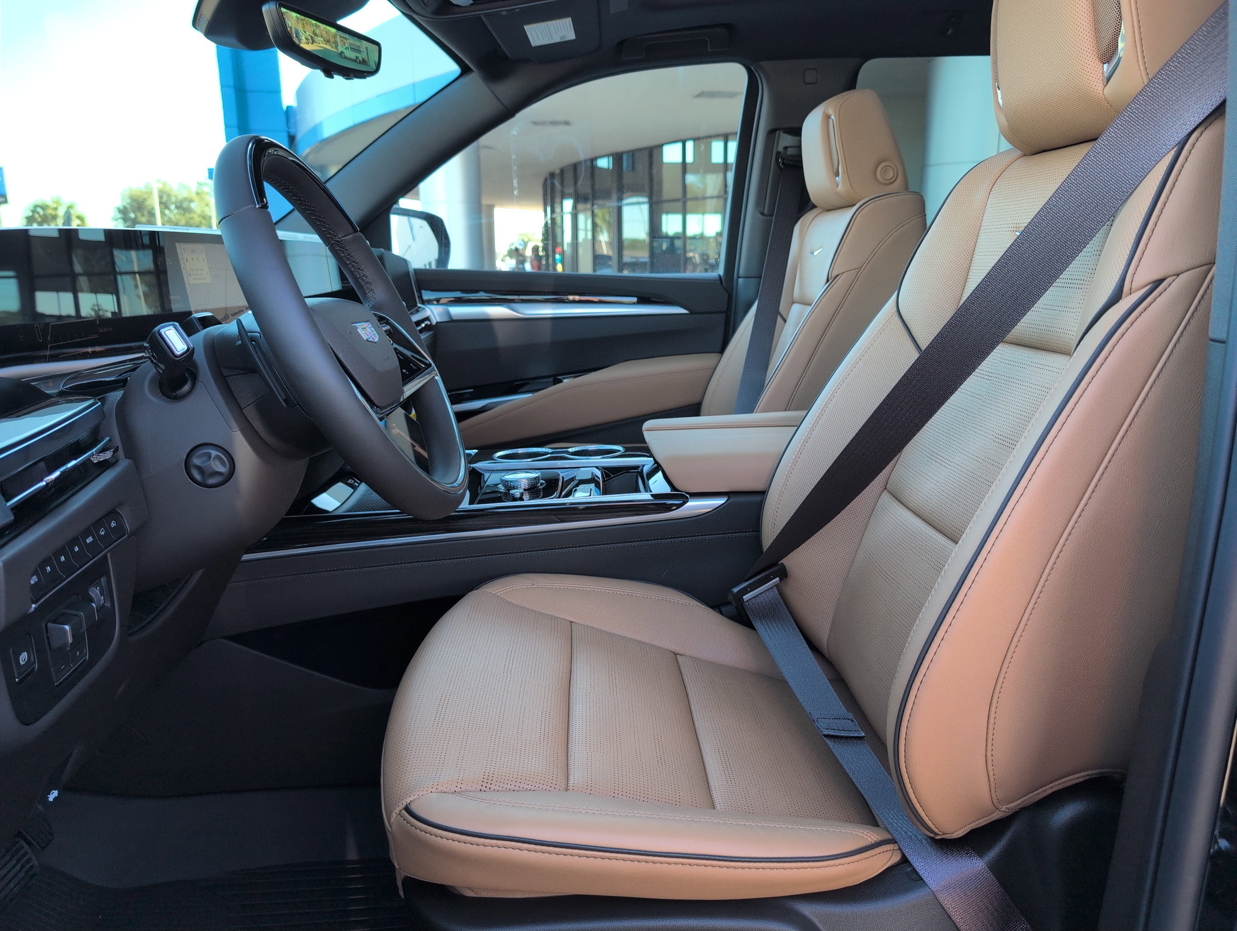 New 2026 Cadillac Escalade Luxury w/ LPO, Radiant Package image 13