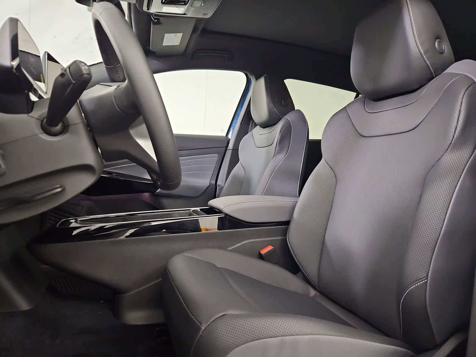 New 2025 Volkswagen ID.4 Pro S AWD/4WD image 16