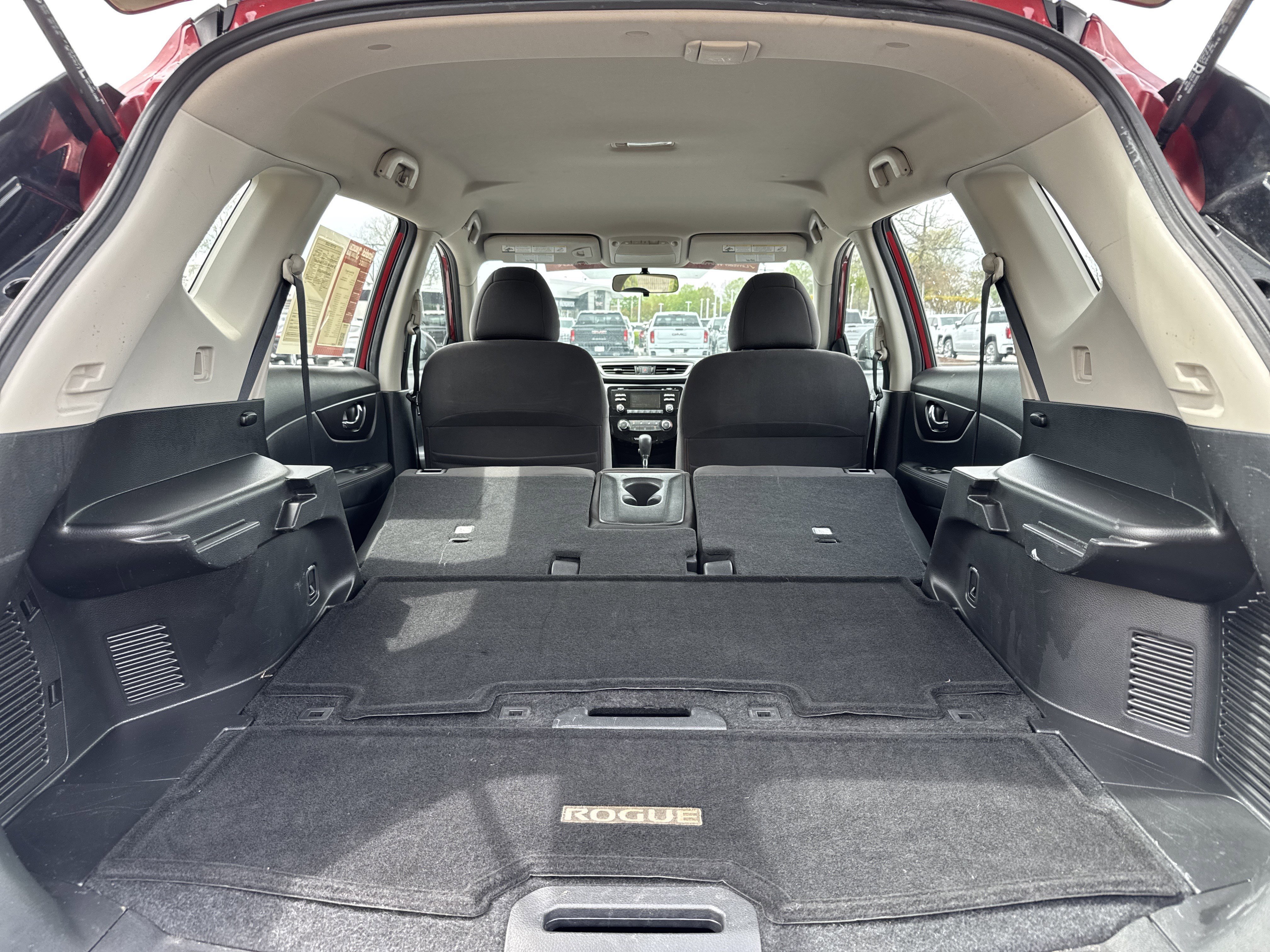 Used 2016 Nissan Rogue S image 31