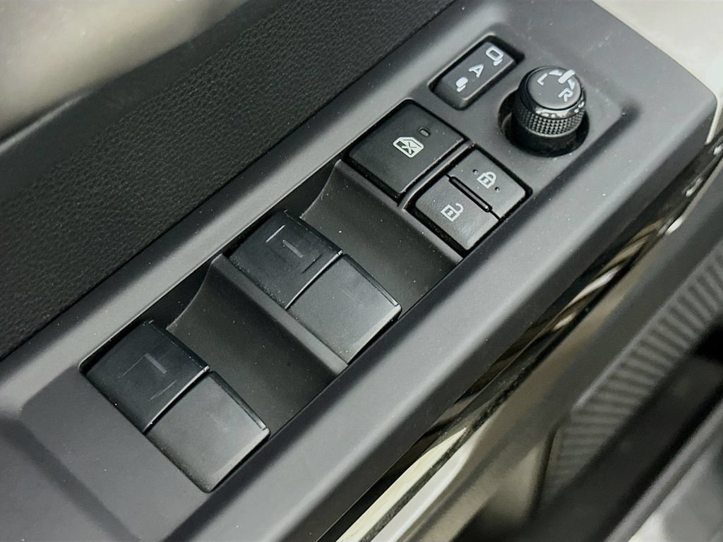 Used 2023 Toyota Tundra Limited AWD/4WD image 20