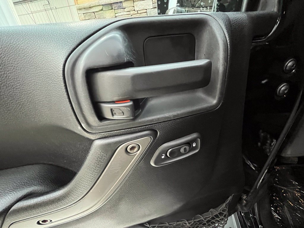 Used 2013 Jeep Wrangler Sport AWD/4WD image 30