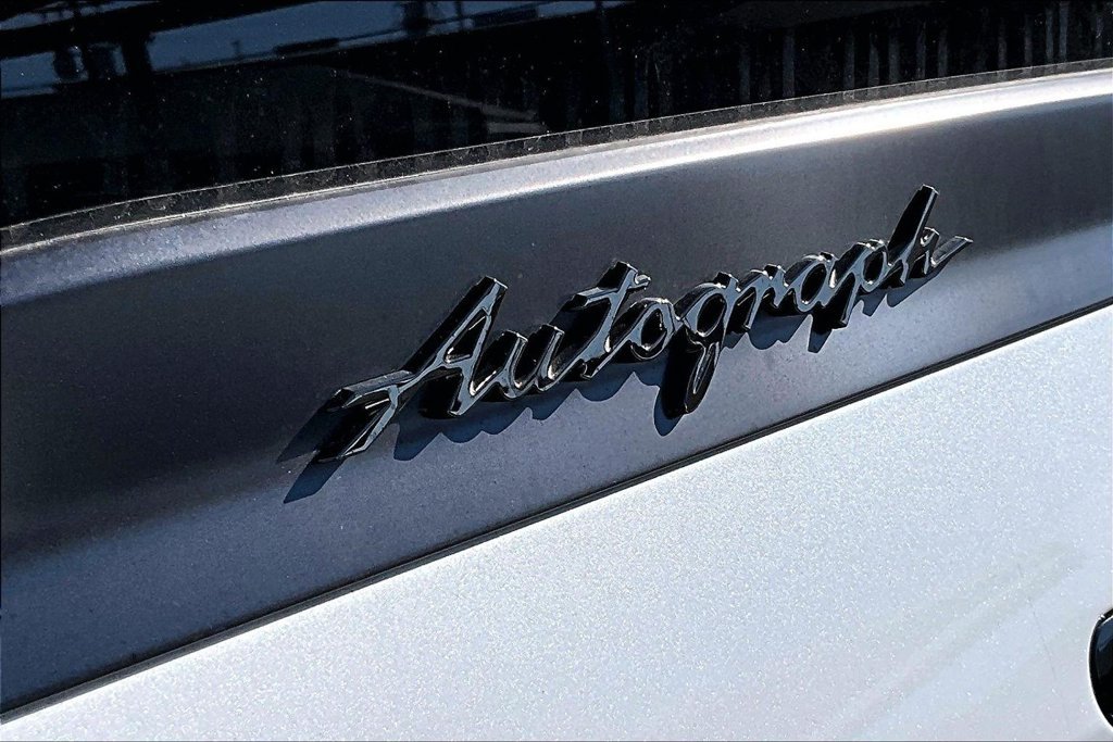 Certified 2026 INFINITI QX80 Autograph w/ Premium Cargo Package AWD/4WD image 32