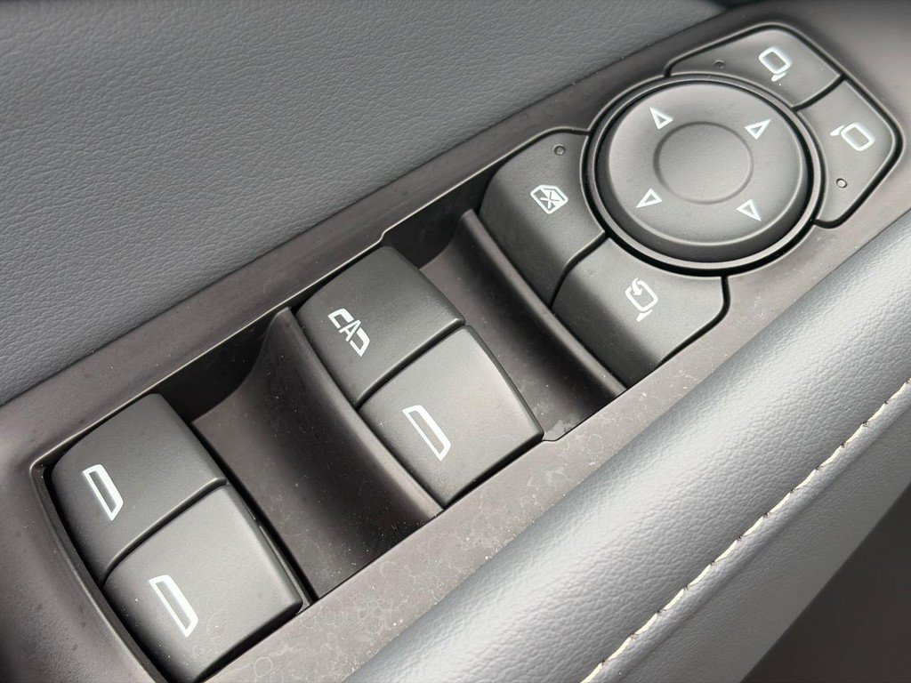 Used 2019 Buick Enclave Premium w/ Experience Buick Package FWD image 24