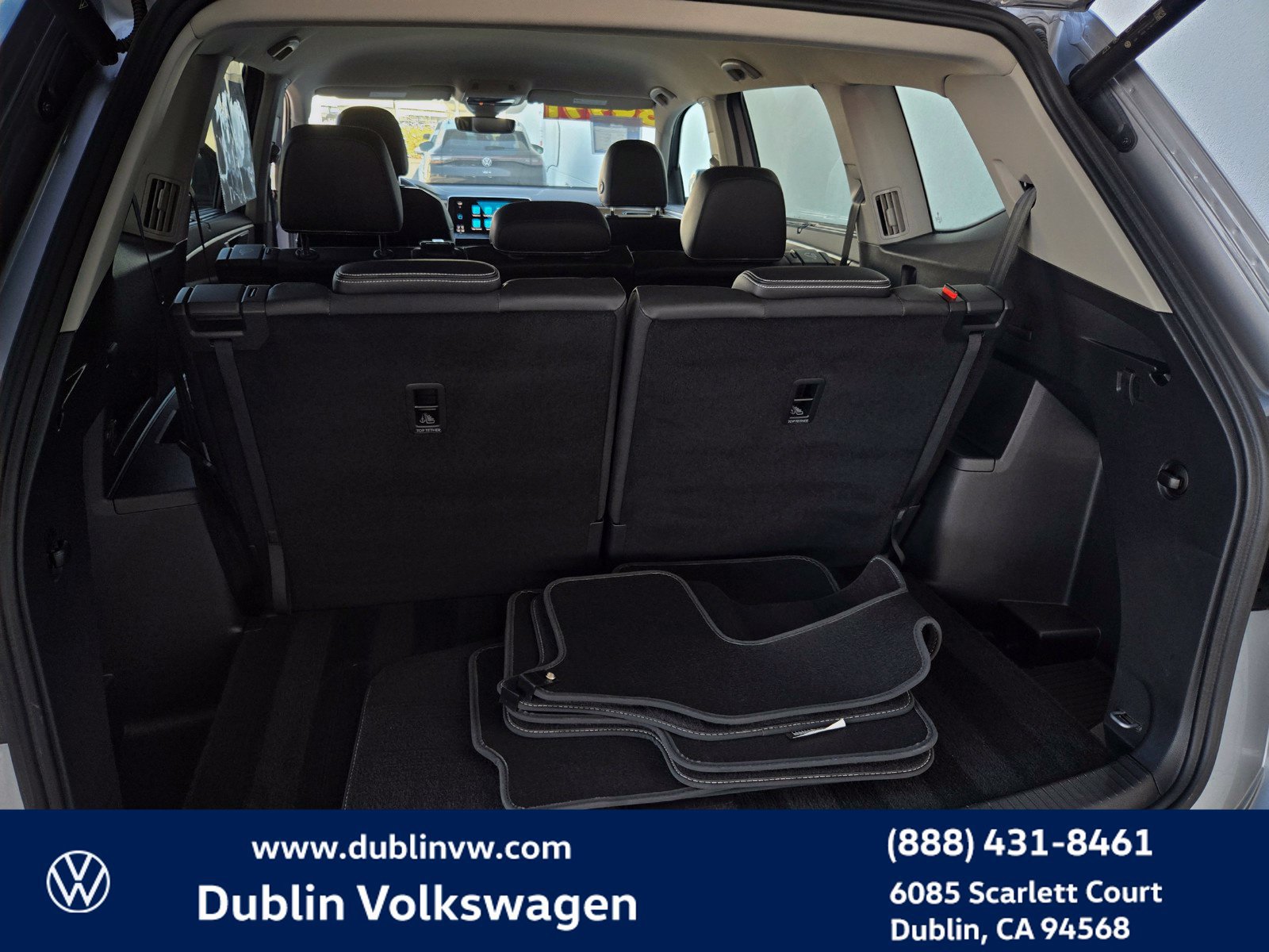 Used 2024 Volkswagen Atlas SE AWD/4WD image 26