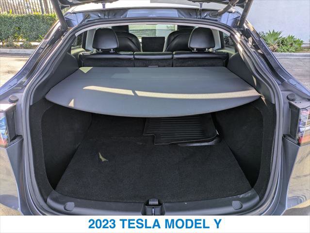 Used 2023 Tesla Model Y Performance image 23