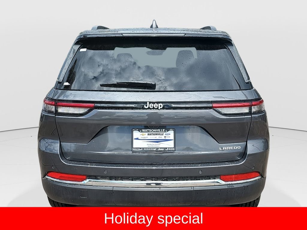 New 2025 Jeep Grand Cherokee Laredo w/ Luxury Tech Group I image 4
