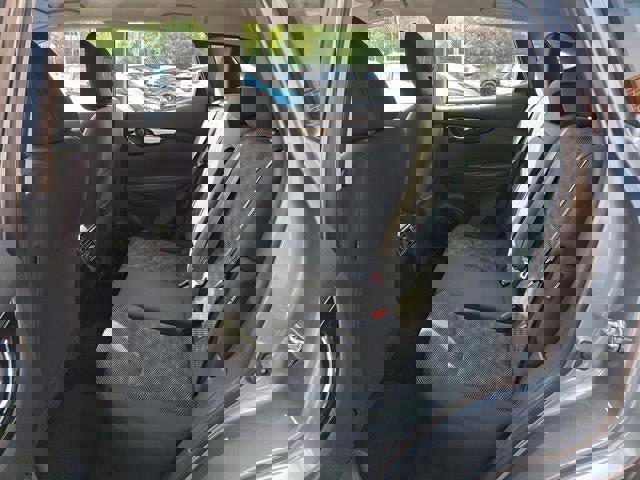 Used 2022 Nissan Rogue Sport SV image 10