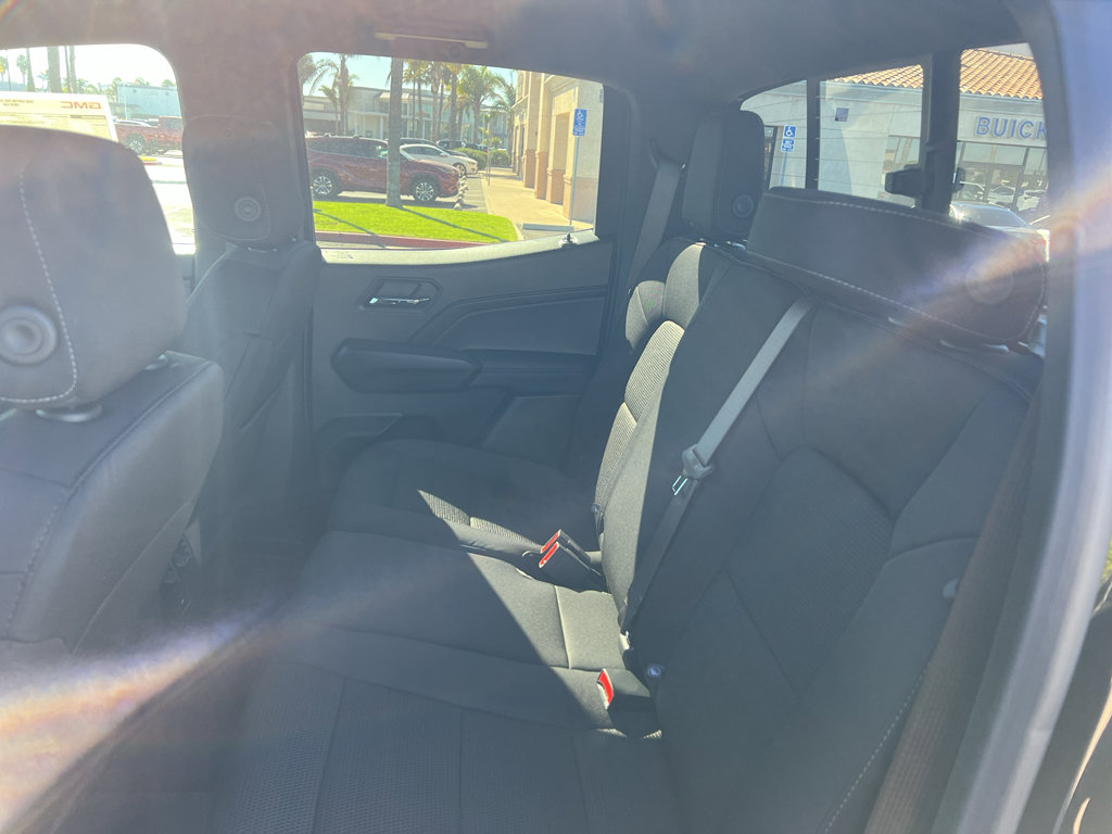 New 2026 GMC Canyon Elevation image 9