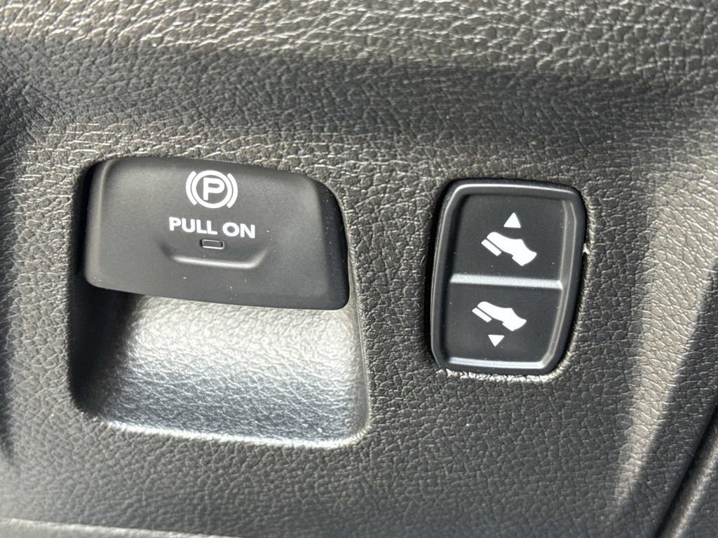 Used 2019 RAM 1500 Big Horn image 41