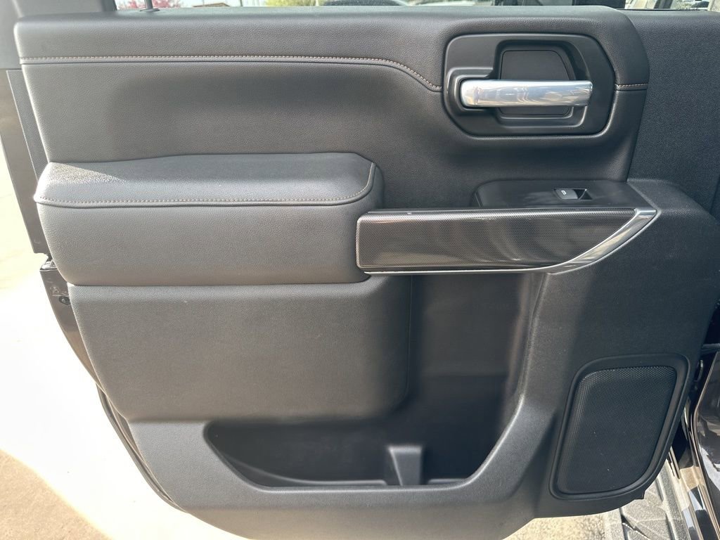 Used 2021 GMC Sierra 3500 AT4 w/ AT4 Premium Plus Package image 24